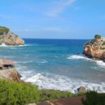 BAY SCENE Guided walking for sole travellers in Mallorca